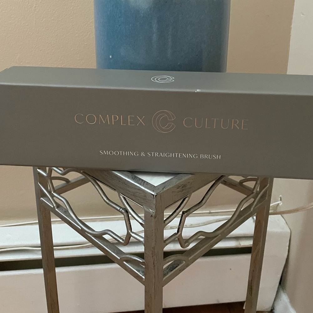 Complex Culture New Smoothing & Straightening Brush